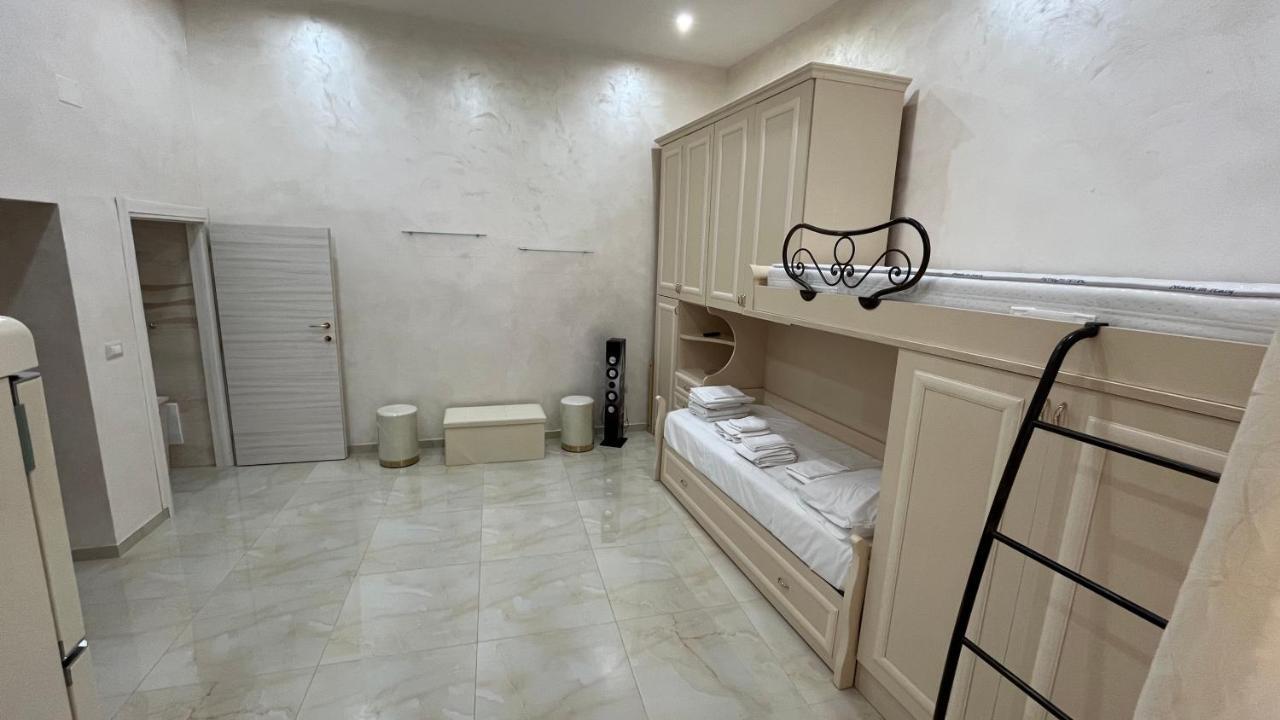 B&B Sasi Napoli Exterior foto